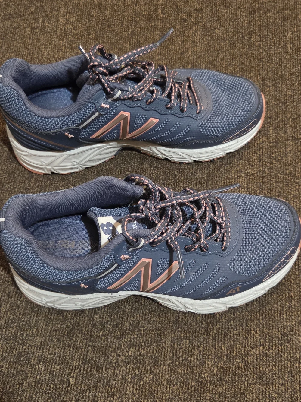 New Balance Women's Lonoke All-Terrain Running Shoes (WTLONRH1) Sz 6
